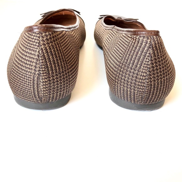 *SOLD* Nurture Herringbone Leather Bow Slip On Flat - Picture 3 of 7